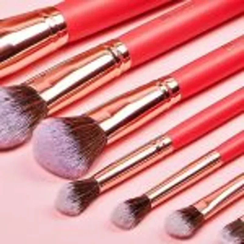 ست ۱۲ عددی براش آرایشی بی اچ مدل Red Elegance  - Image 3
