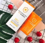 ضدآفتاب روشن کننده 3W clinic مدل SunBlock - Image 2