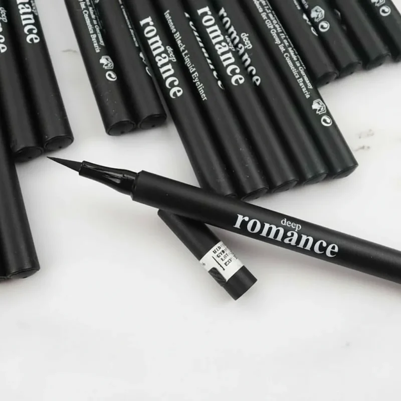 خط چشم ماژیکی دیپ رومنس مدل Intense Black - Image 2