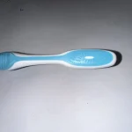 مسواک اورال بی مدل Complete Whitening - Image 3