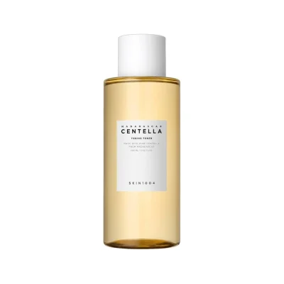 تونر لایه‌بردار ملایم سنتلا اسکین ۱۰۰۴ SKIN1004 Madagascar Centella Toning Toner حجم ۲۱۰ میلی‌لیتر