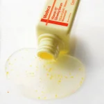 سرم روشن‌کننده و درخشان‌کننده سنتلیان ۲۴ مدل Madeca Vitamin 15+ Glowing Serum حجم ۳۰ میلی‌لیتر